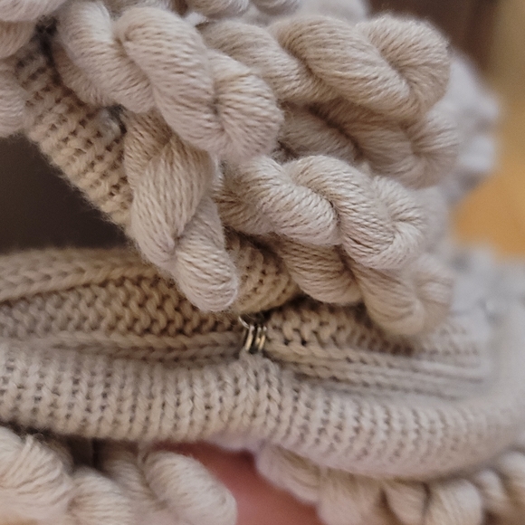 Gorgeously Unique Poodle Collar, Cuff and Front Trim Ribbed Cardigan S/M - Picture 7 of 12